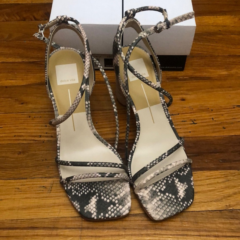 Dolce Vita heels brand new
